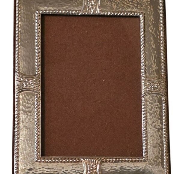 Vintage Picture Frame Made In Italy Silver-Tone Hammered Metal Ornate 5x7" - Picture 4 of 8